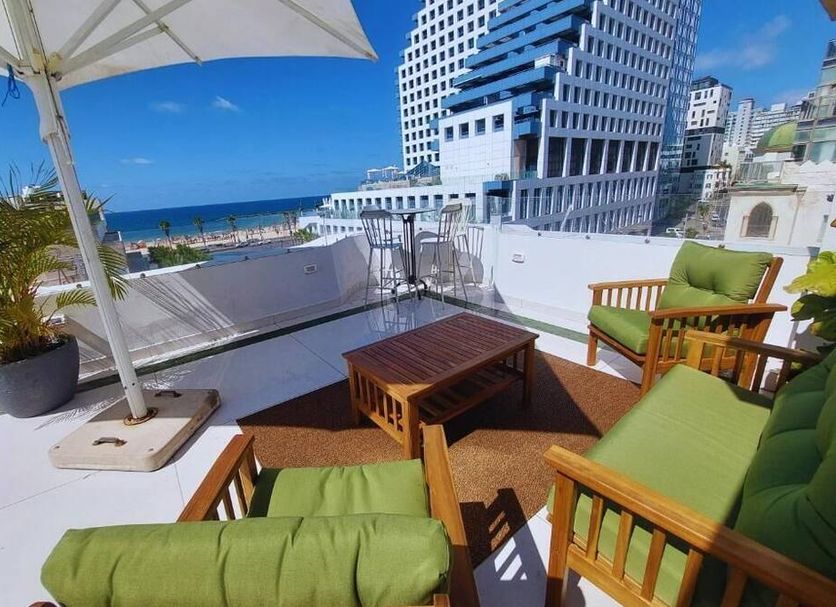 Balcony Photo