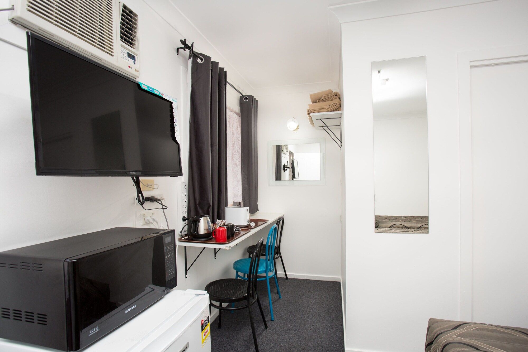 Room amenity