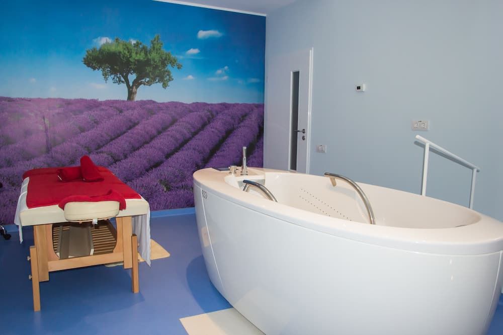 Spa Photo