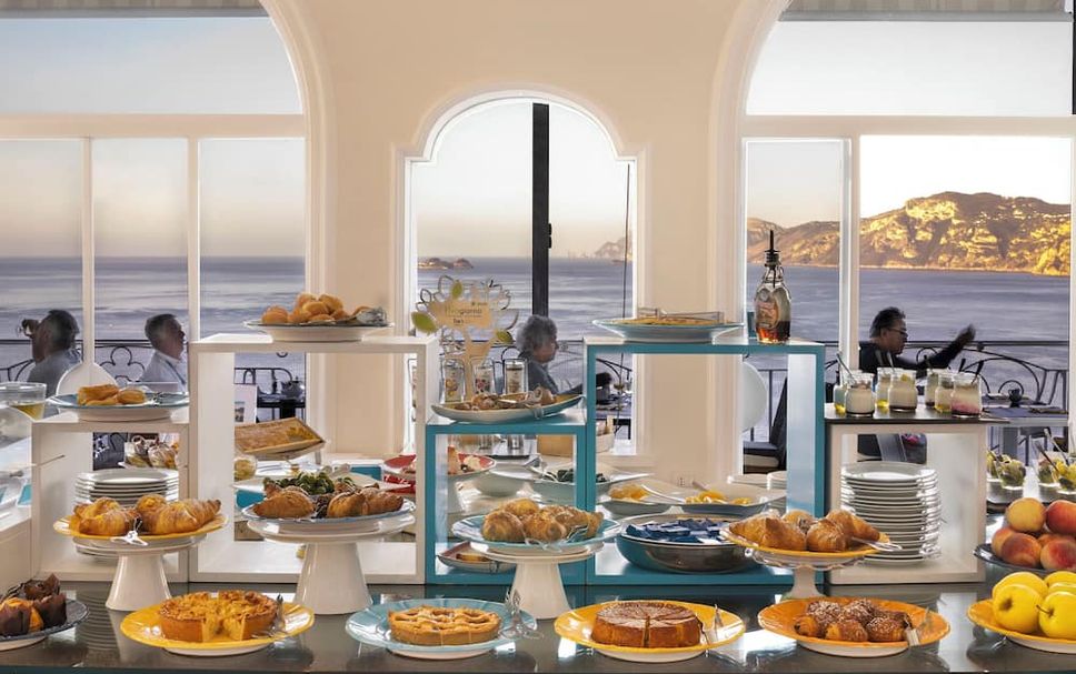 Buffet Photo