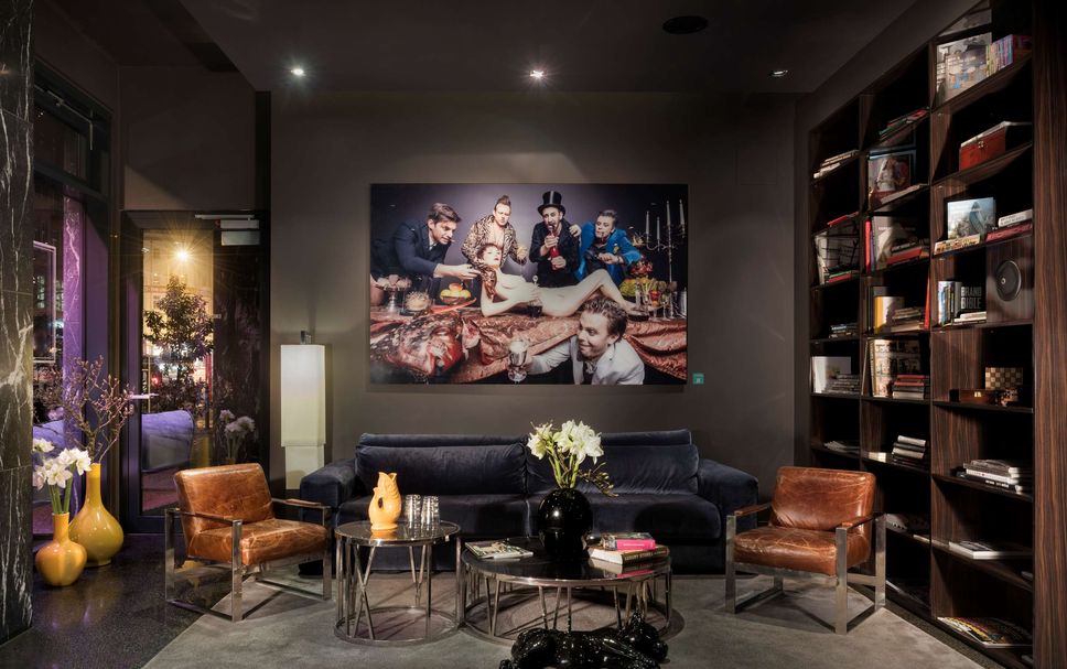 Lounge Photo