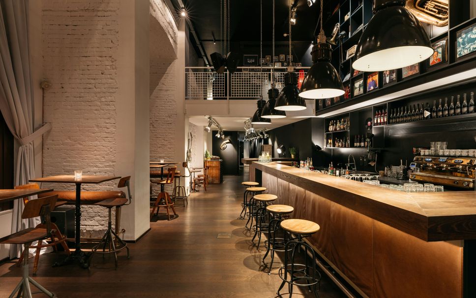 Bar Photo