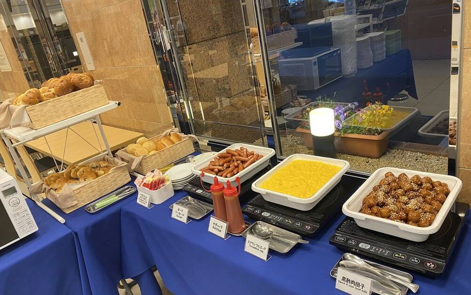 Buffet Photo