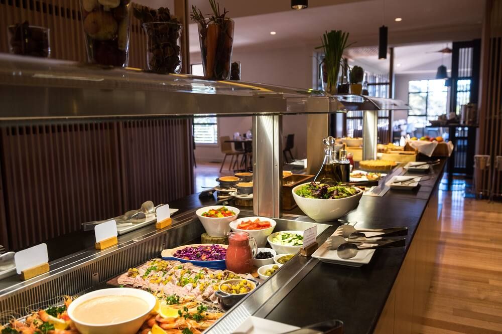 Buffet Photo