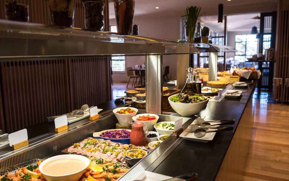 Buffet Photo