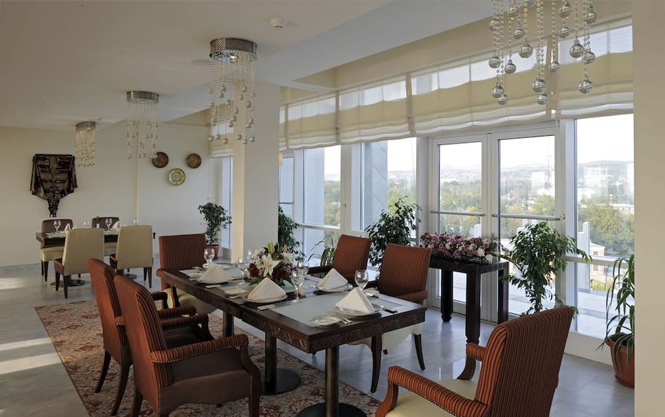 Dining room Photo