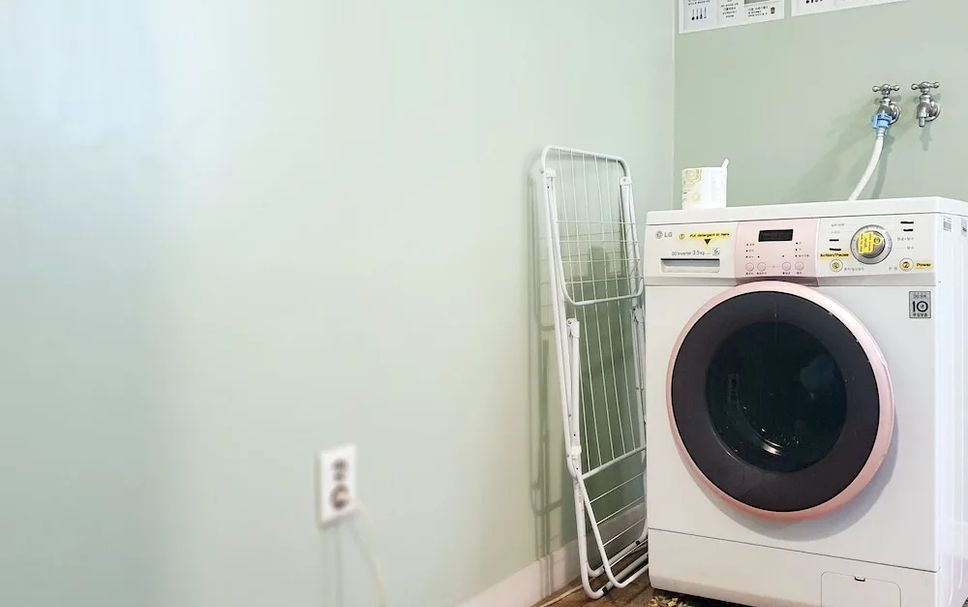 Laundry facility Photo