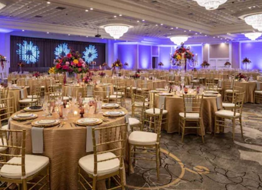 Banquet hall Photo