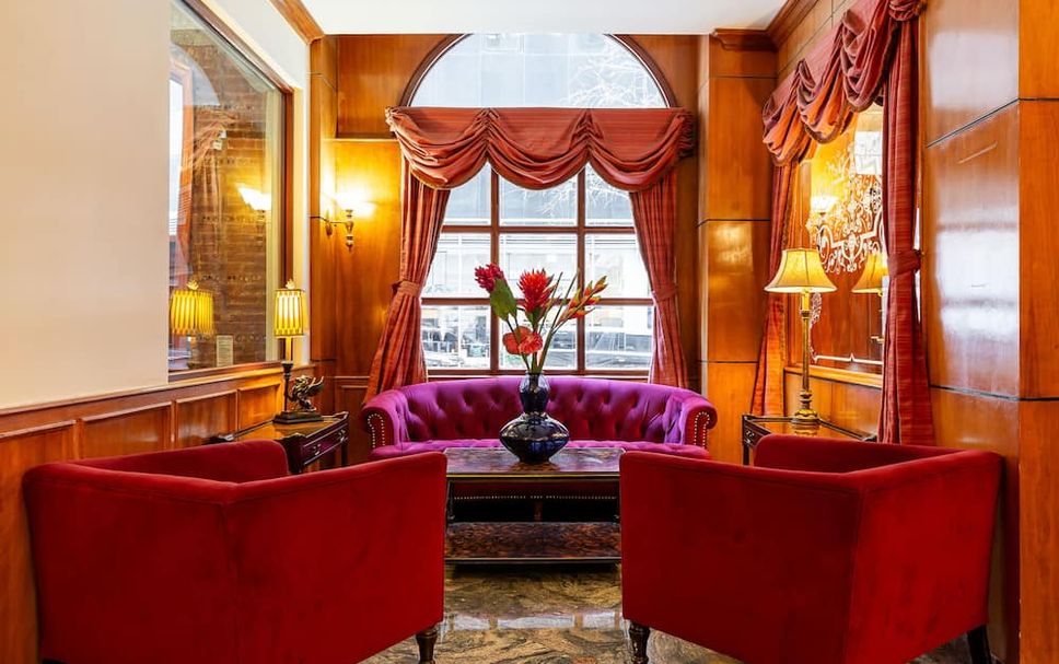 Lounge Photo