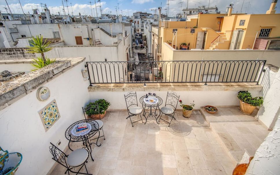 Balcony Photo