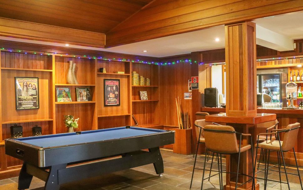Bar Photo