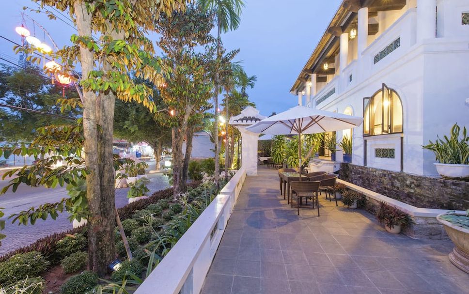 Patio Photo