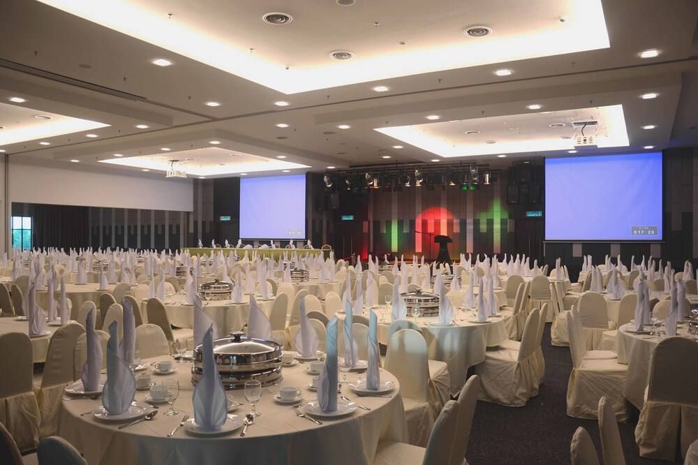 Banquet hall