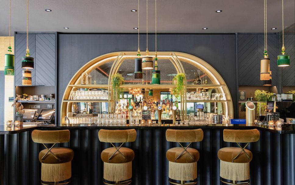 Bar Photo