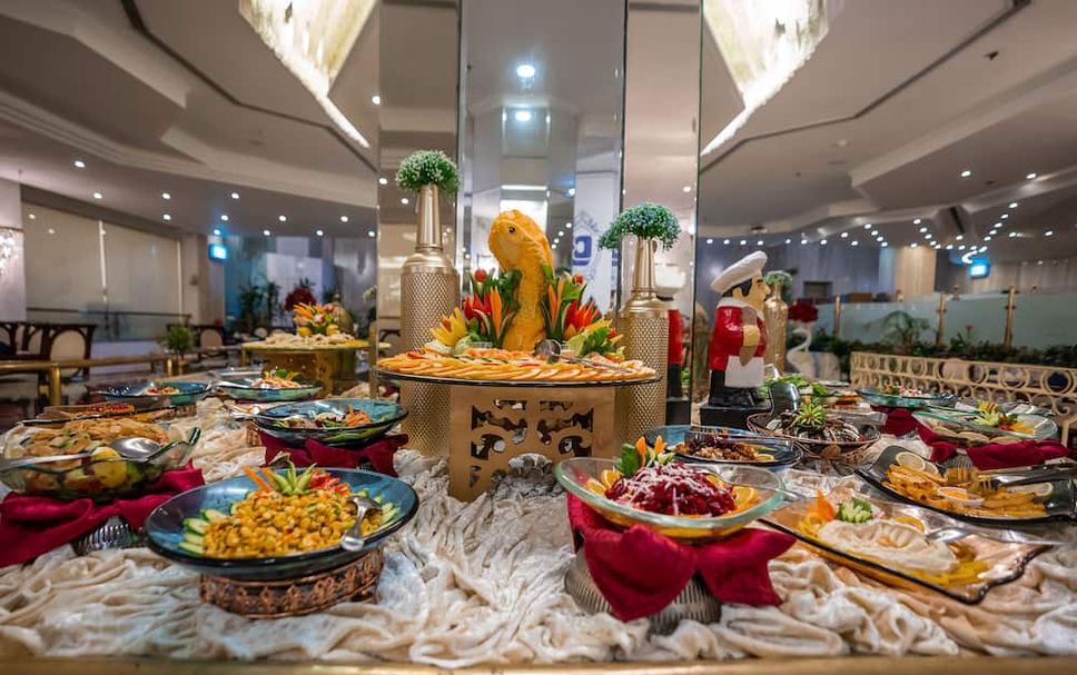Buffet Photo
