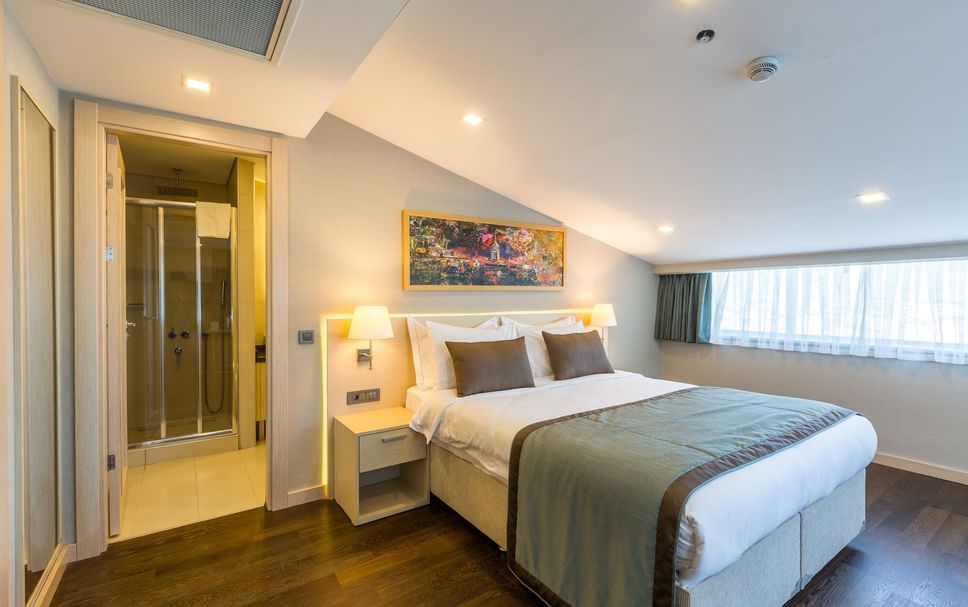 Bedroom Photo