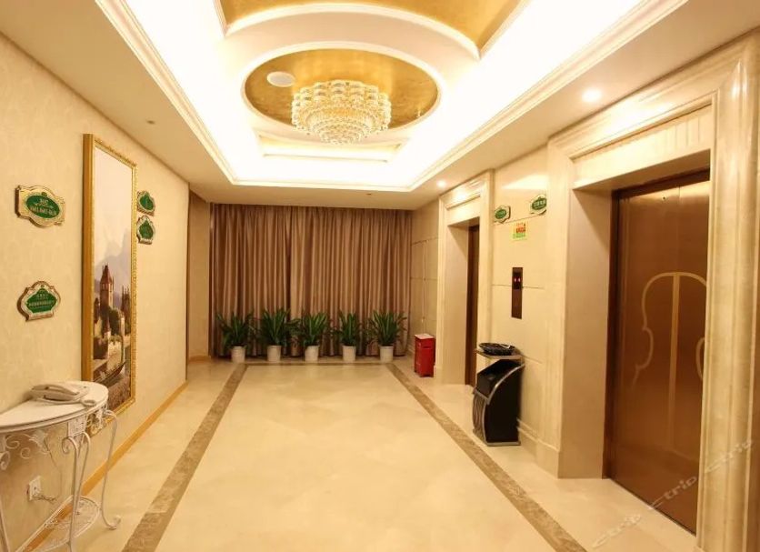 Hallway Photo