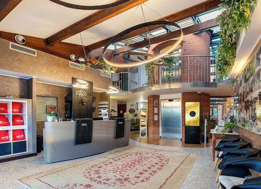 Lobby Photo