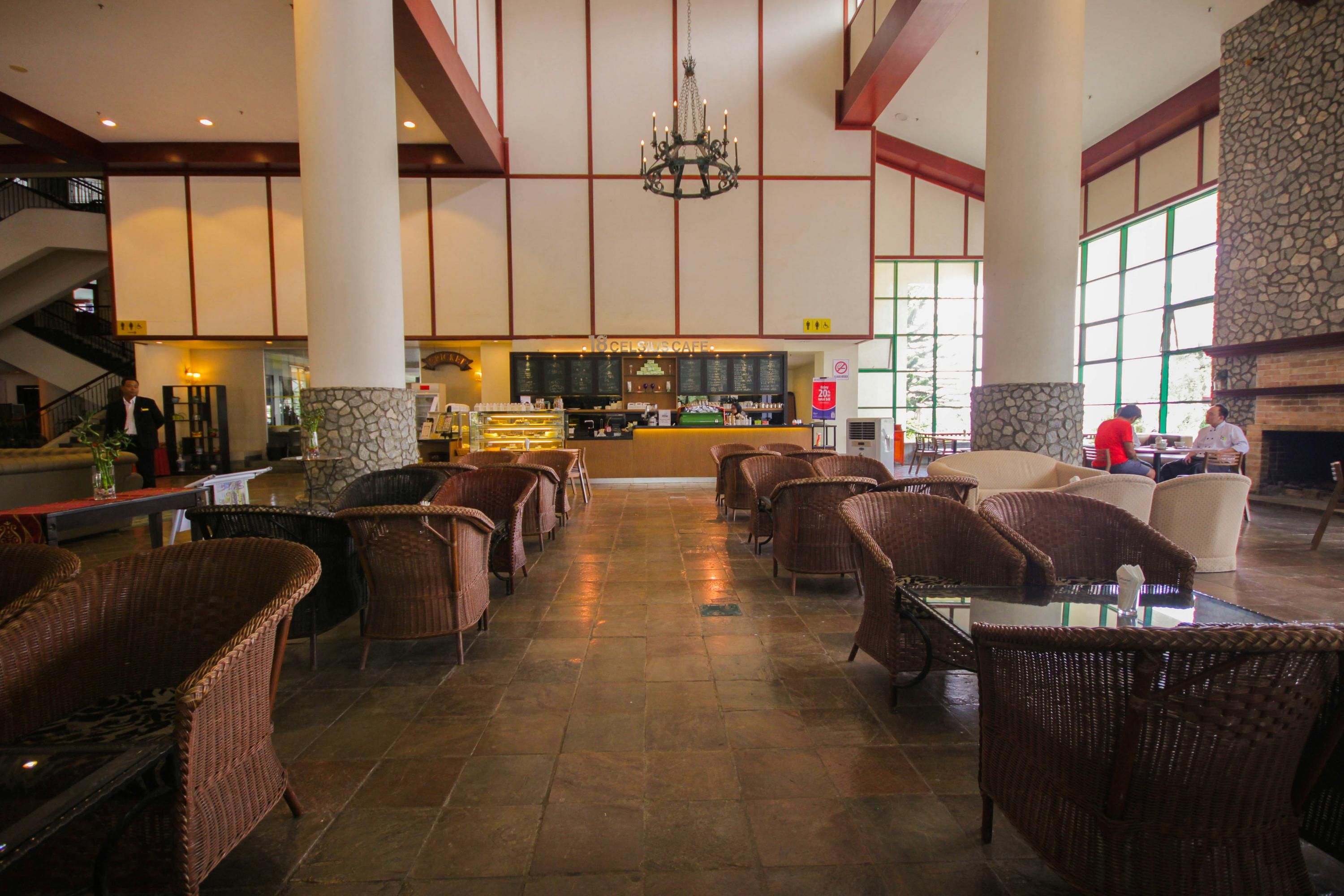 Lounge Photo