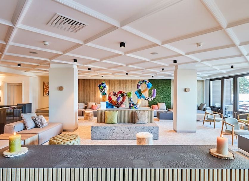 Lounge Photo