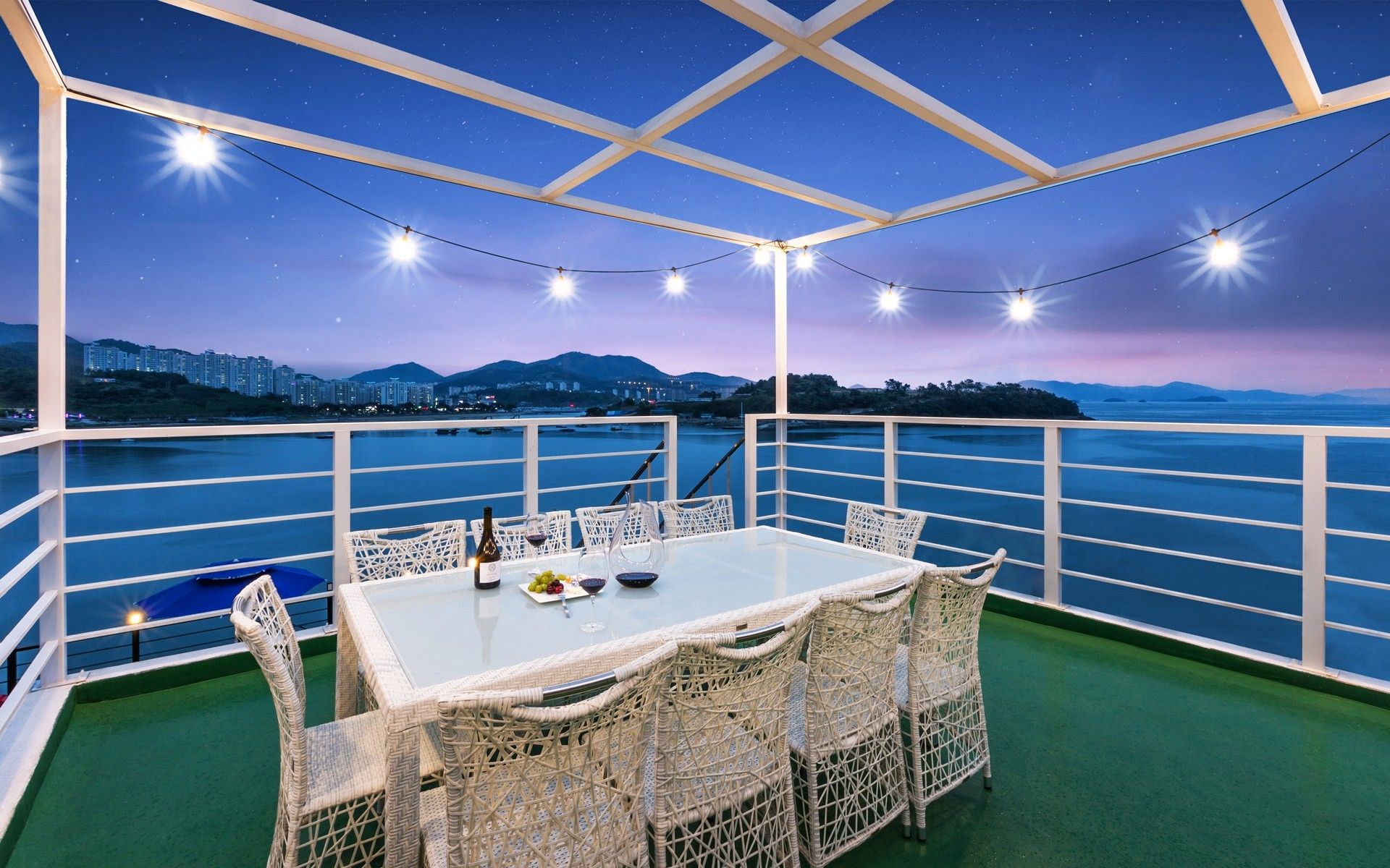 Balcony Photo