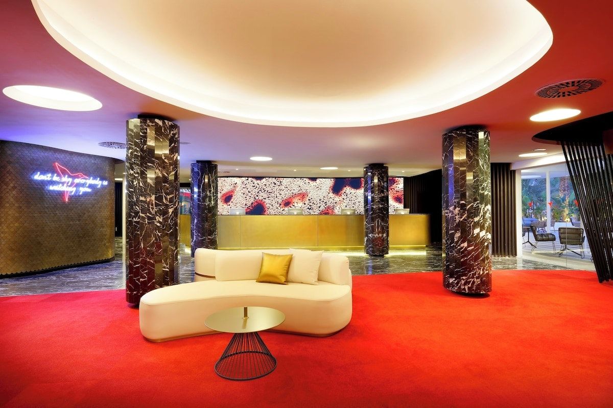 Lobby Photo