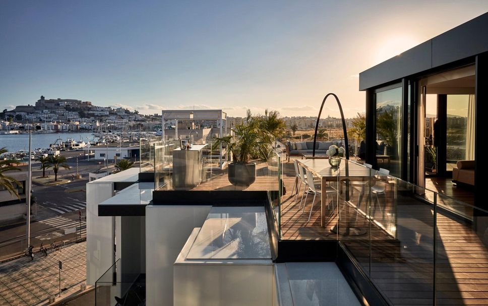 Balcony Photo