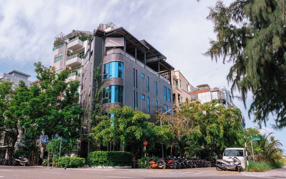 Building Photo