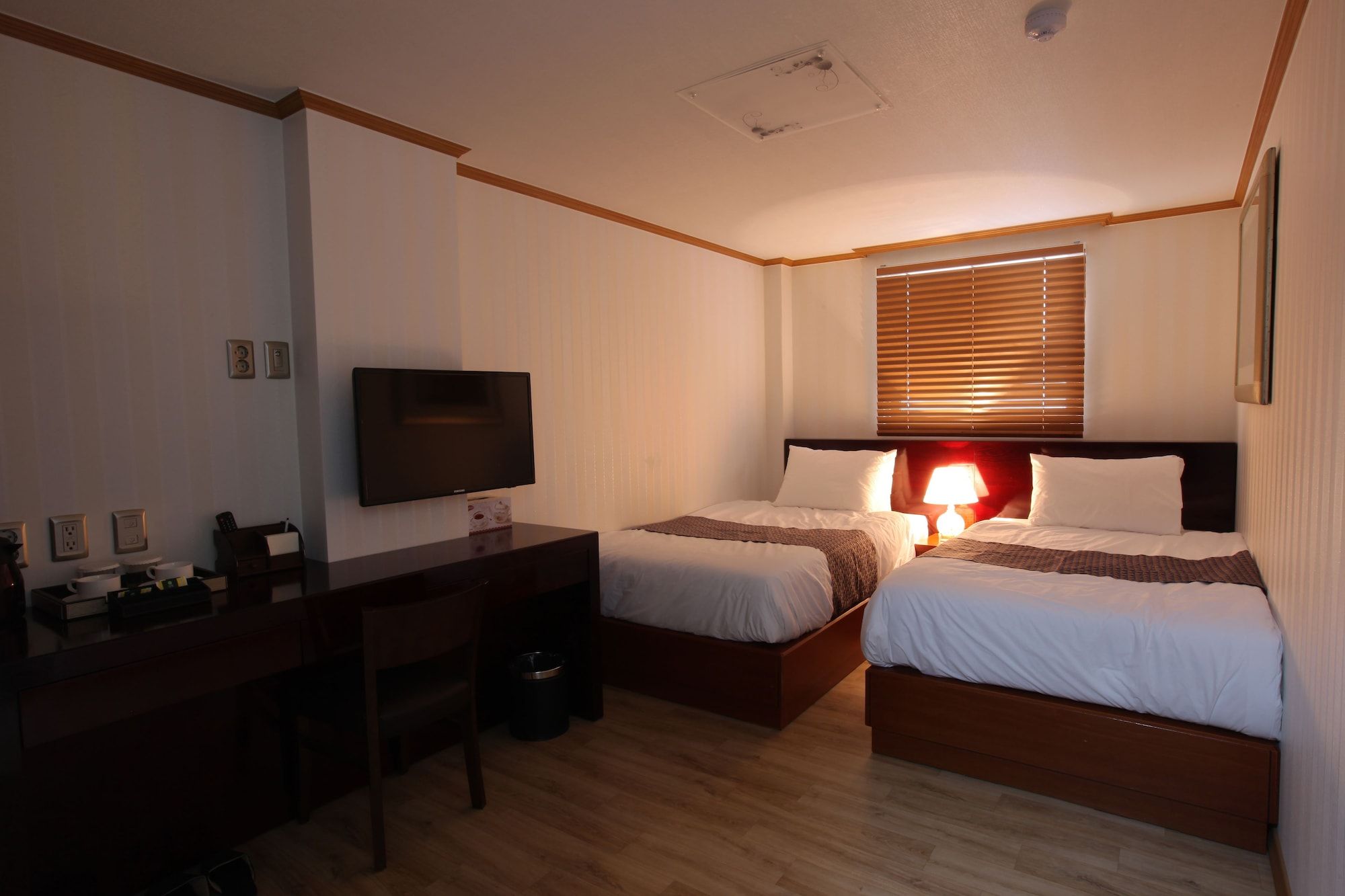 Room amenity