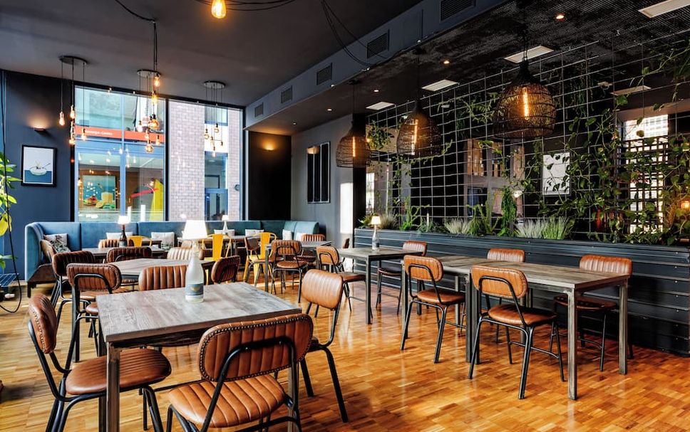 Restaurant Photo
