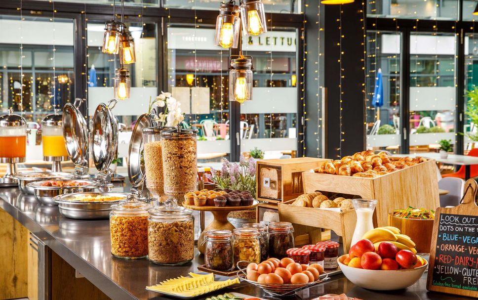 Buffet Photo