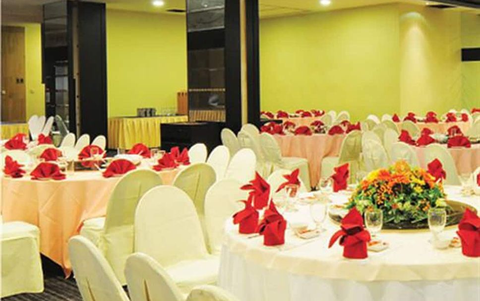 Banquet hall Photo