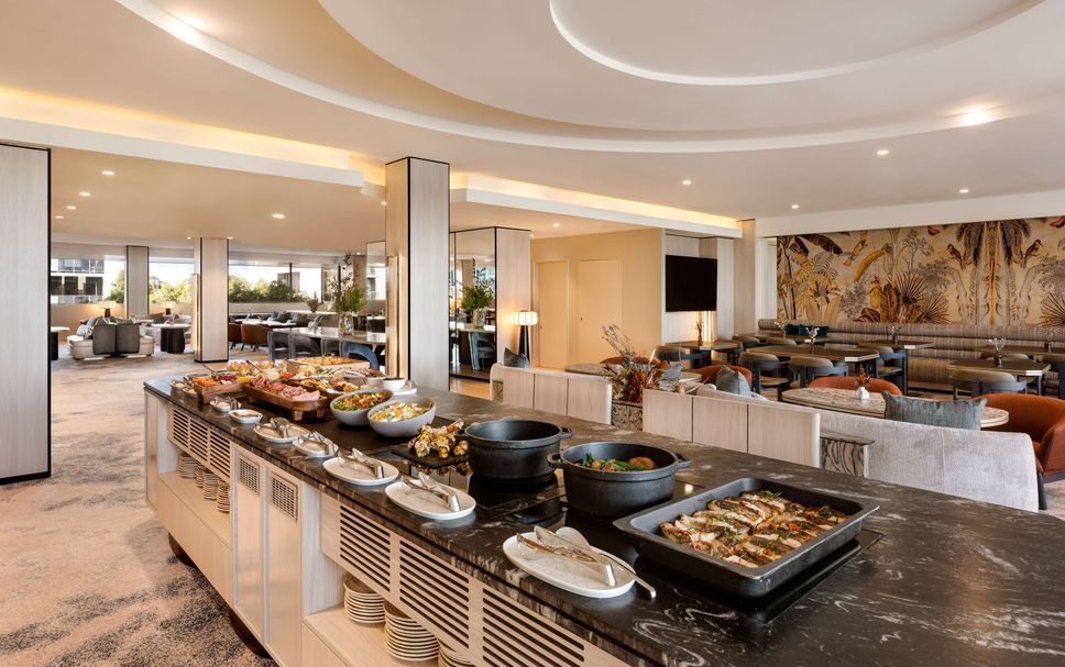 Buffet Photo