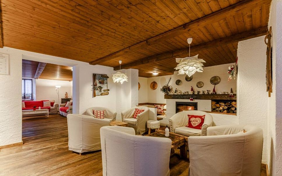 Living room Photo