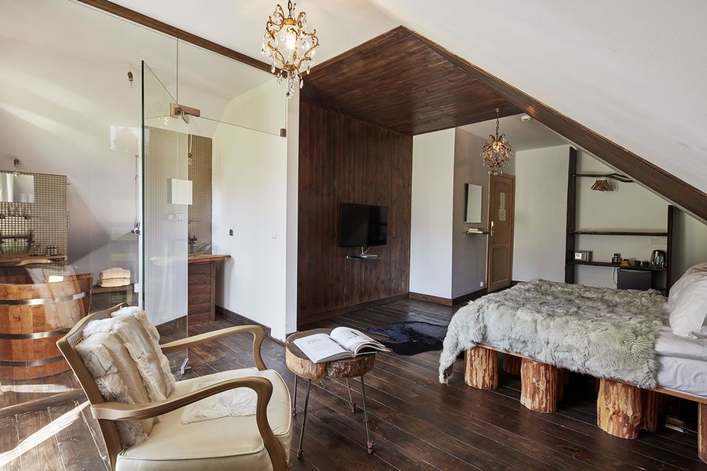 Room amenity