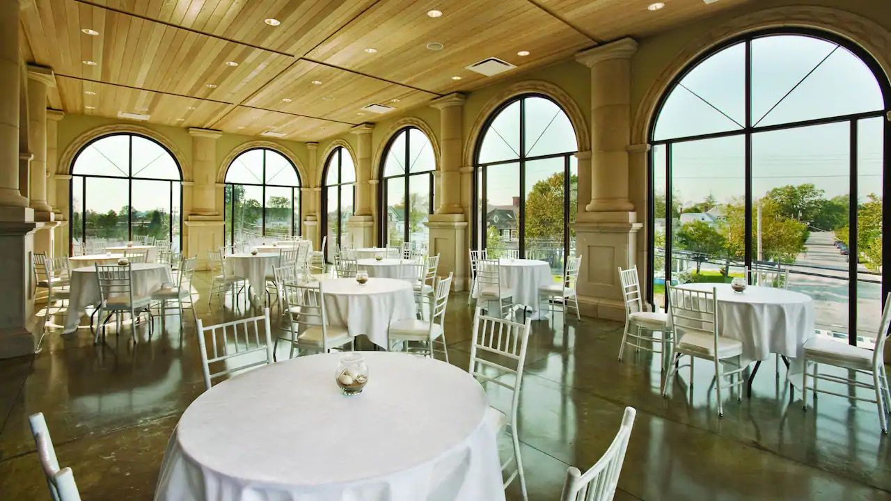 Banquet hall