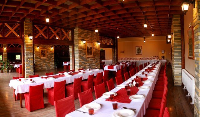 Banquet hall