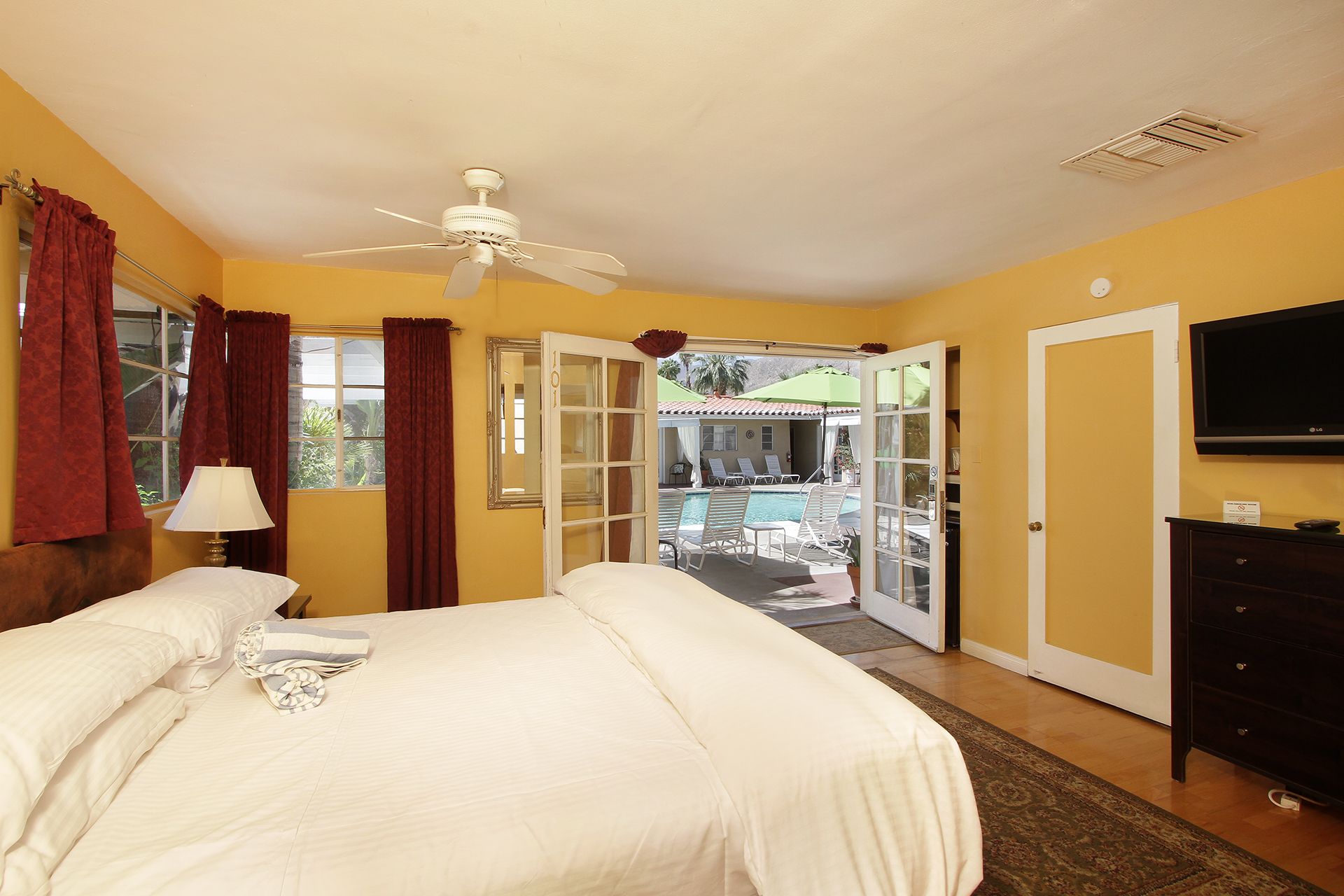 Bedroom Photo